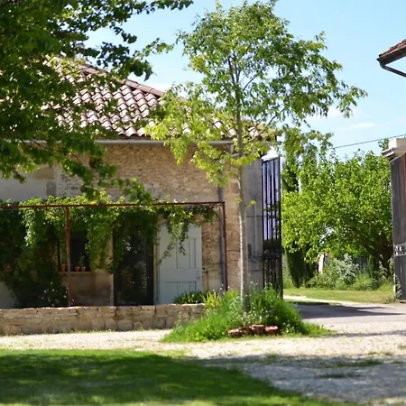 Ferme St Pierre Drome, 2-4 Personnes, Prestations Diverses Chabeuil